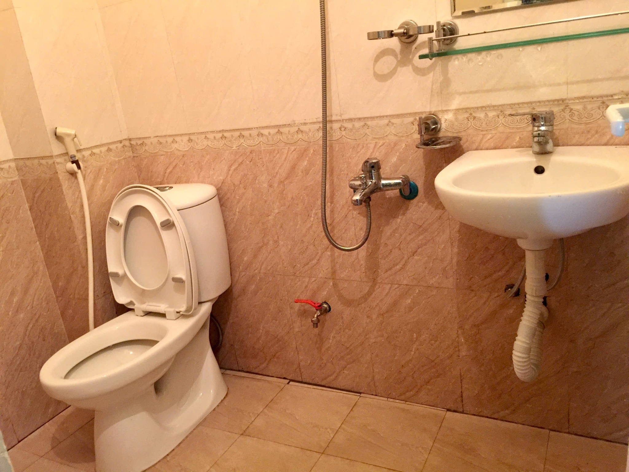 Cho thuê nhà ngõ Lĩnh Nam- Hoàng Mai,  24m2 x 4 tầng, 3 ngủ, 2 vệ sinh,  7.6 triệu - Ảnh 3